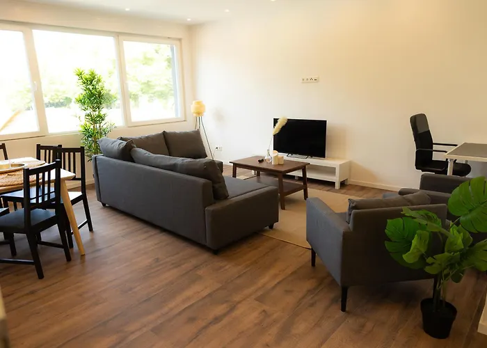 Dohann2 Zentrum, Messehalle, Stationnah & Privatparkplatz Dortmund